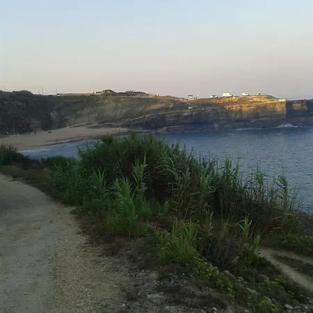 Ericeira Surf And Sun Pensión *